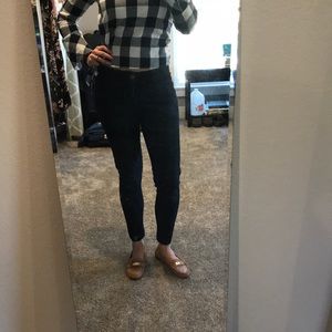 Democracy Skinny Jeans.